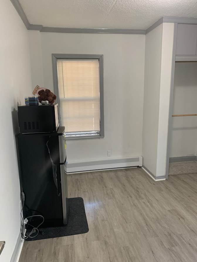 Studio's room