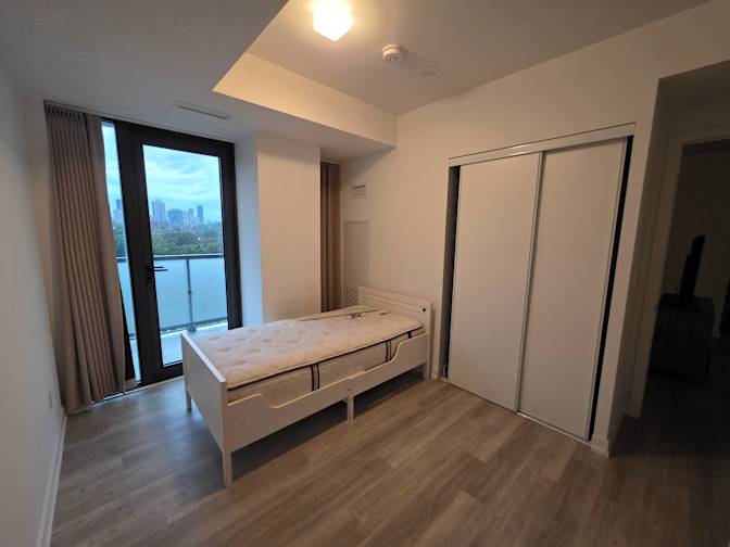 Erick's room