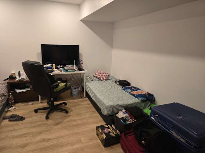 shreyans's room