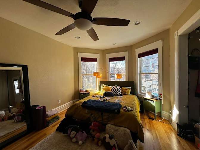Vivian's room