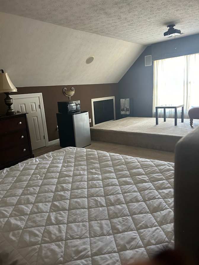 KATHERINE's room