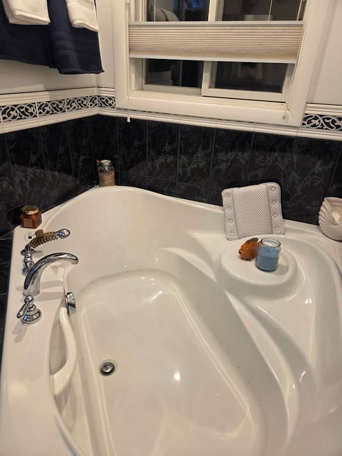 Mary-Sue Hart's room