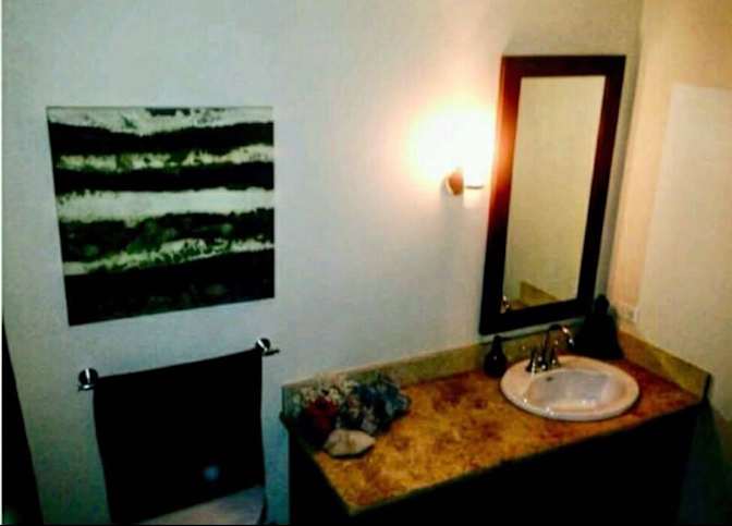 Eric A Woodlee's room