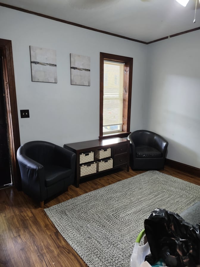 Carla's room