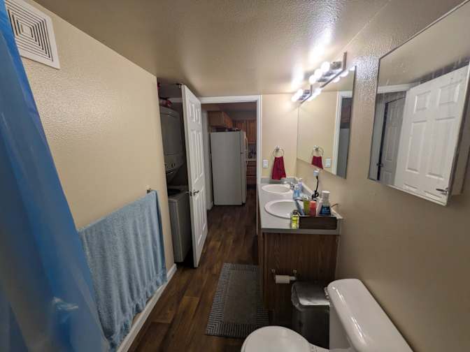 Nic's room