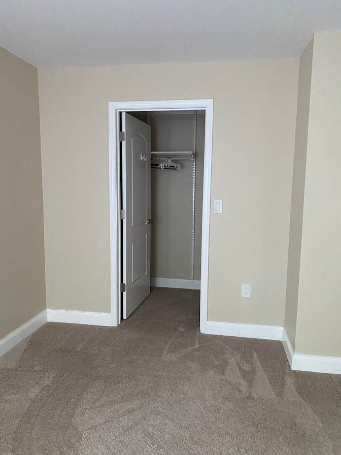 ROOMS IN NORTH BETHESDA MD.'s room