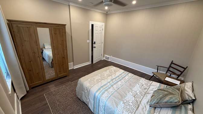Bernadett's room