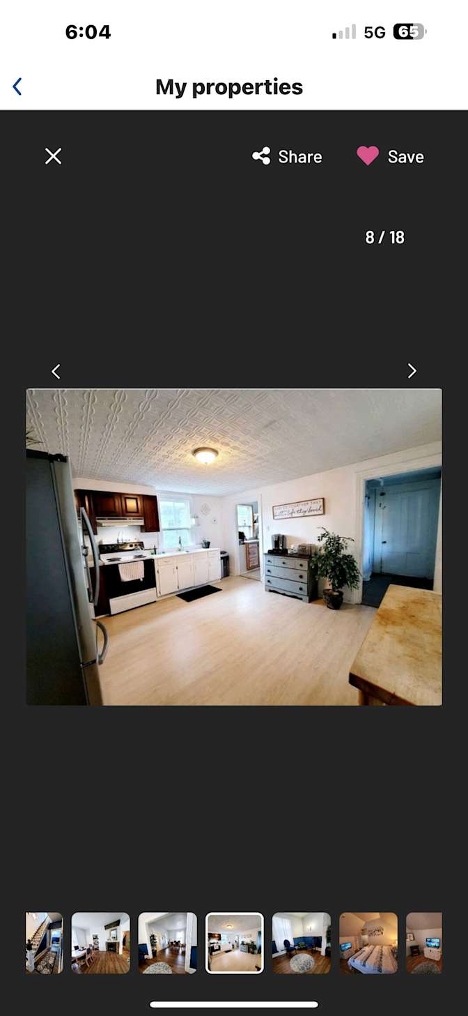 Jenna Dumoulin's room