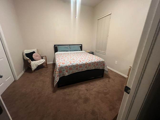 Adriana T Escudero's room