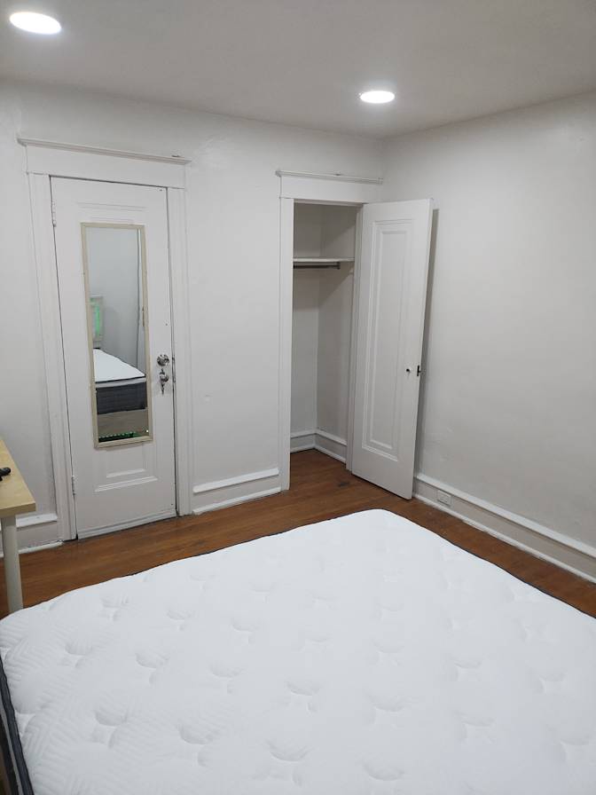 greg's room
