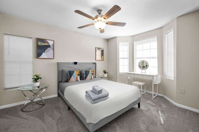 PadSplit's room