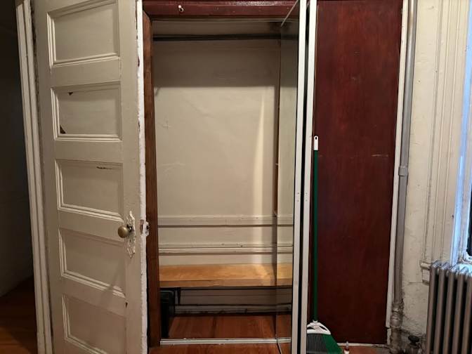 Kaitlyn's room