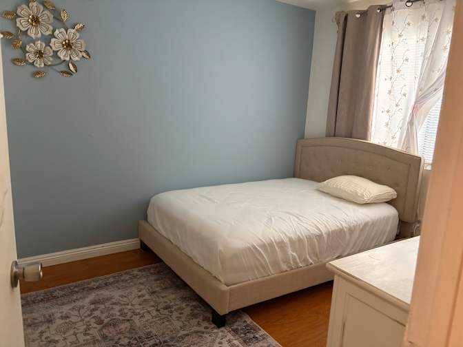 Nina's room