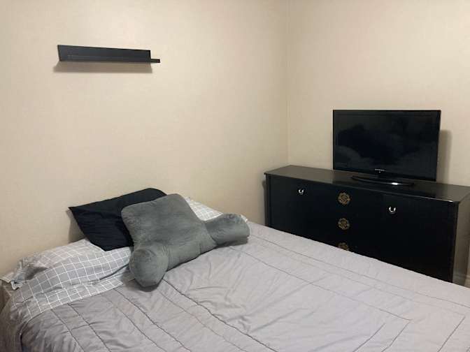 Melony Larre's room