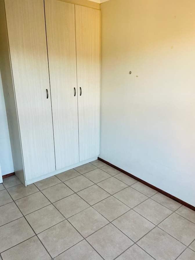 Latoya's room