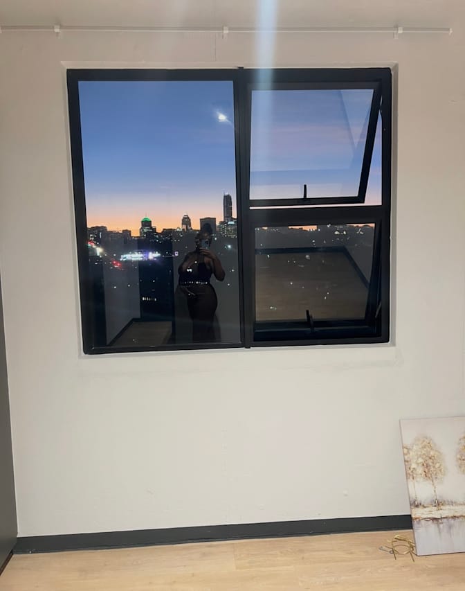 Lee's room