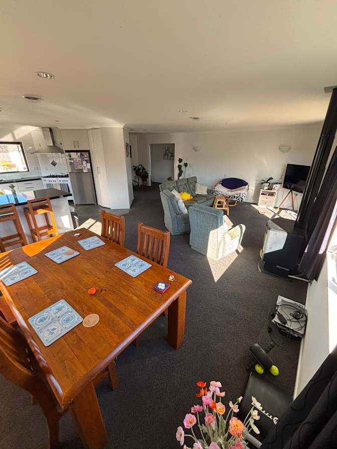 K Mon's room