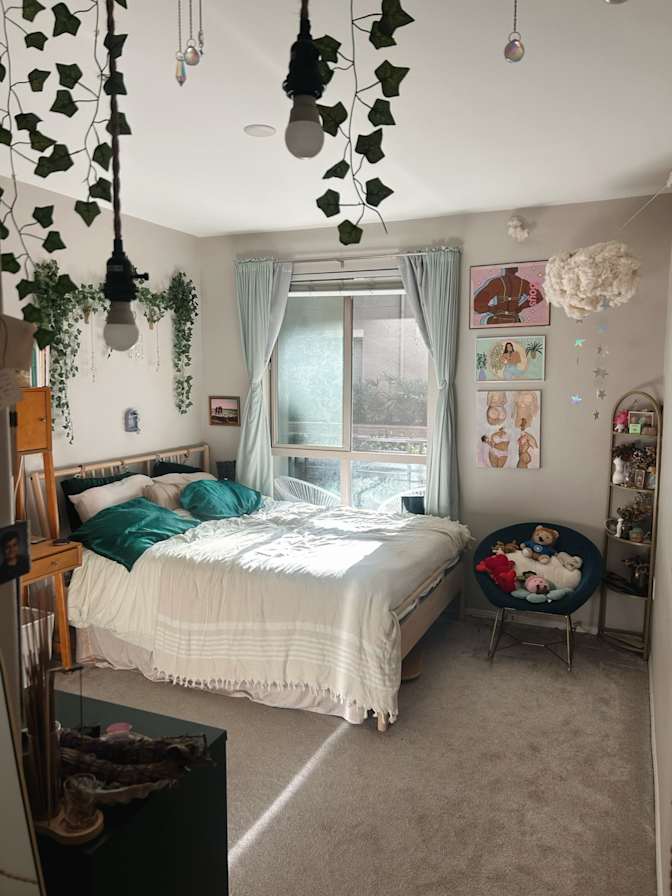 Red's room