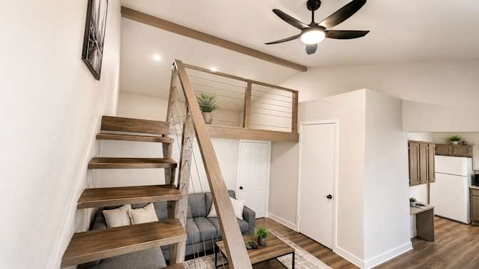 Courtney's room
