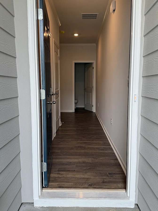 Alcove Rooms's room