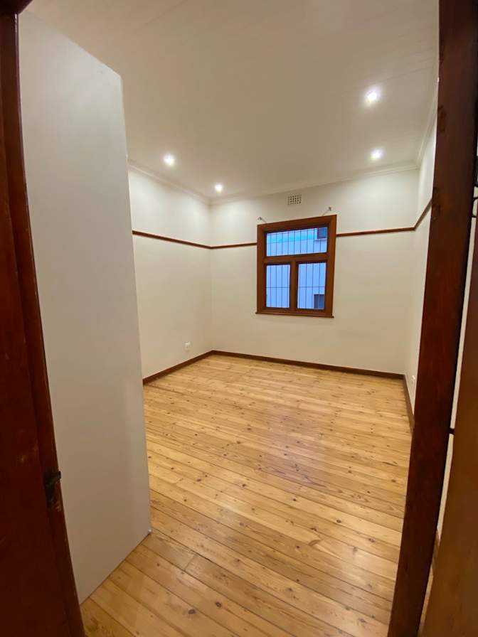 Simon's room