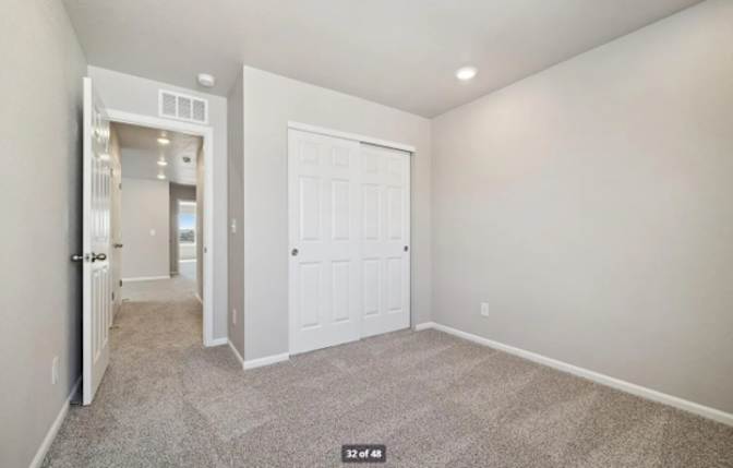 Cesar Ydrugo's room