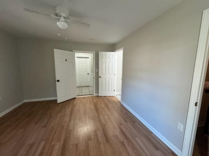 lifedoorrentals's room