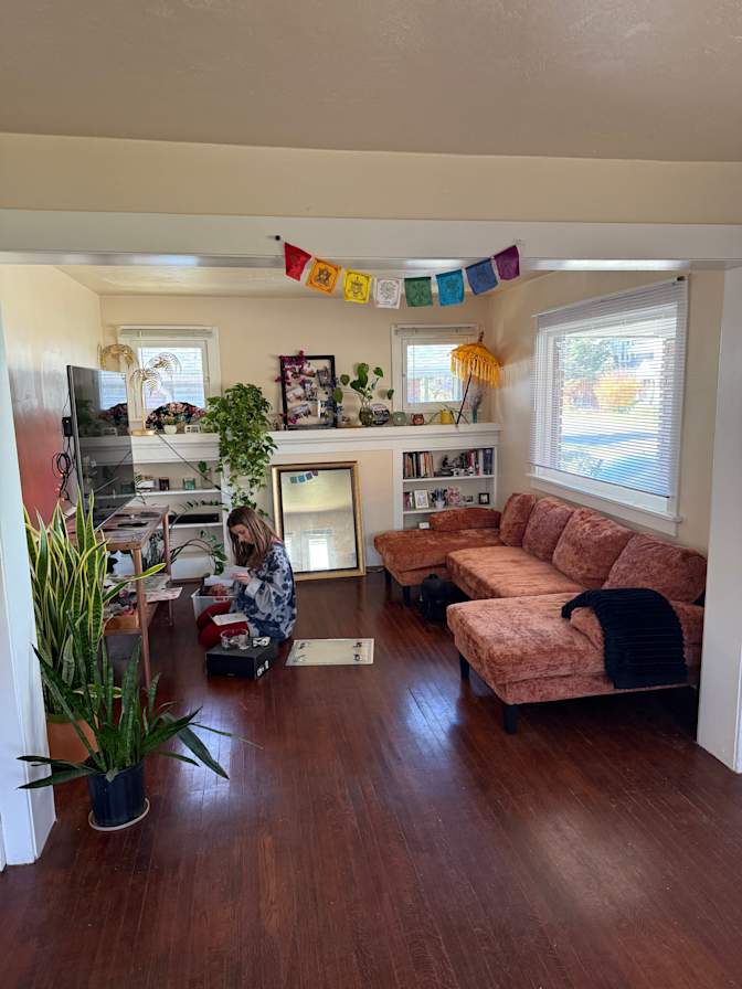 Tate's room