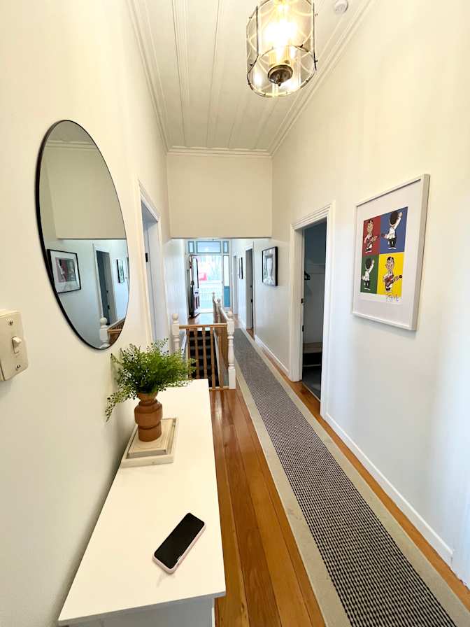 Donna's room