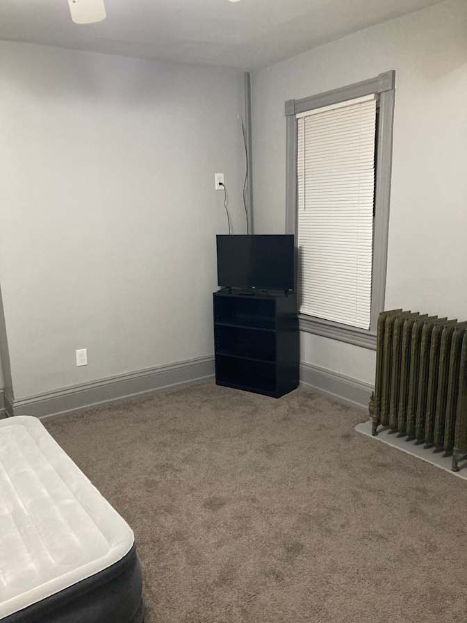 Jorge's room