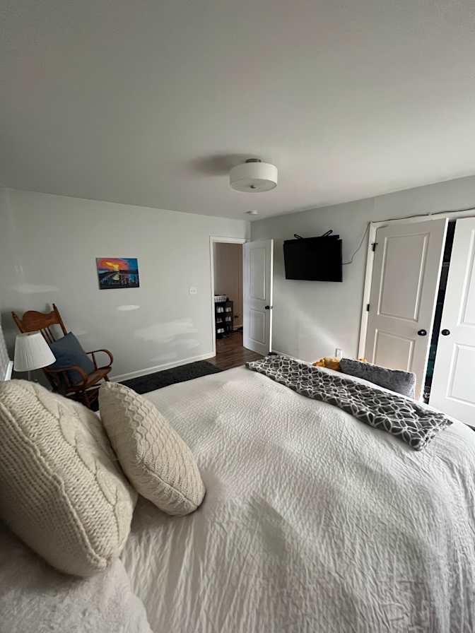 Felix's room