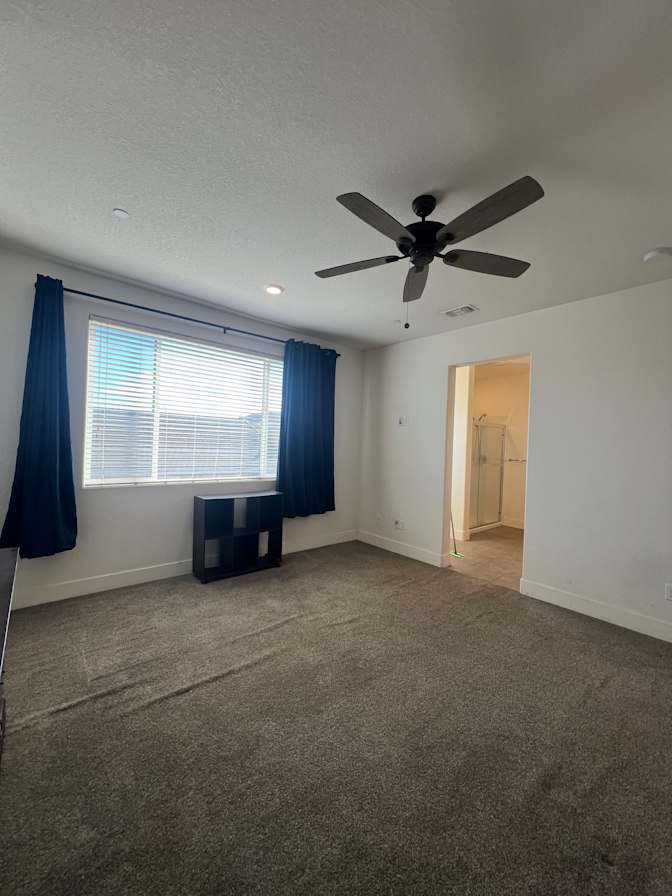 KathleenSam's room