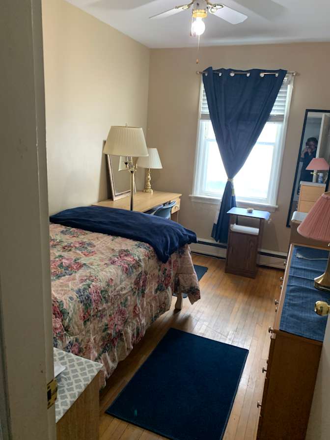 Linda's room