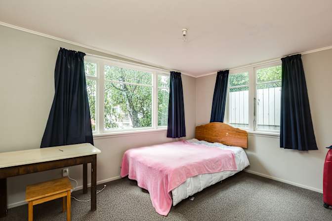Avanay's room