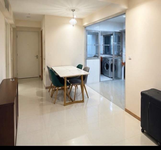 Prateek's room