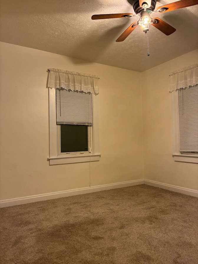 Daydeon's room