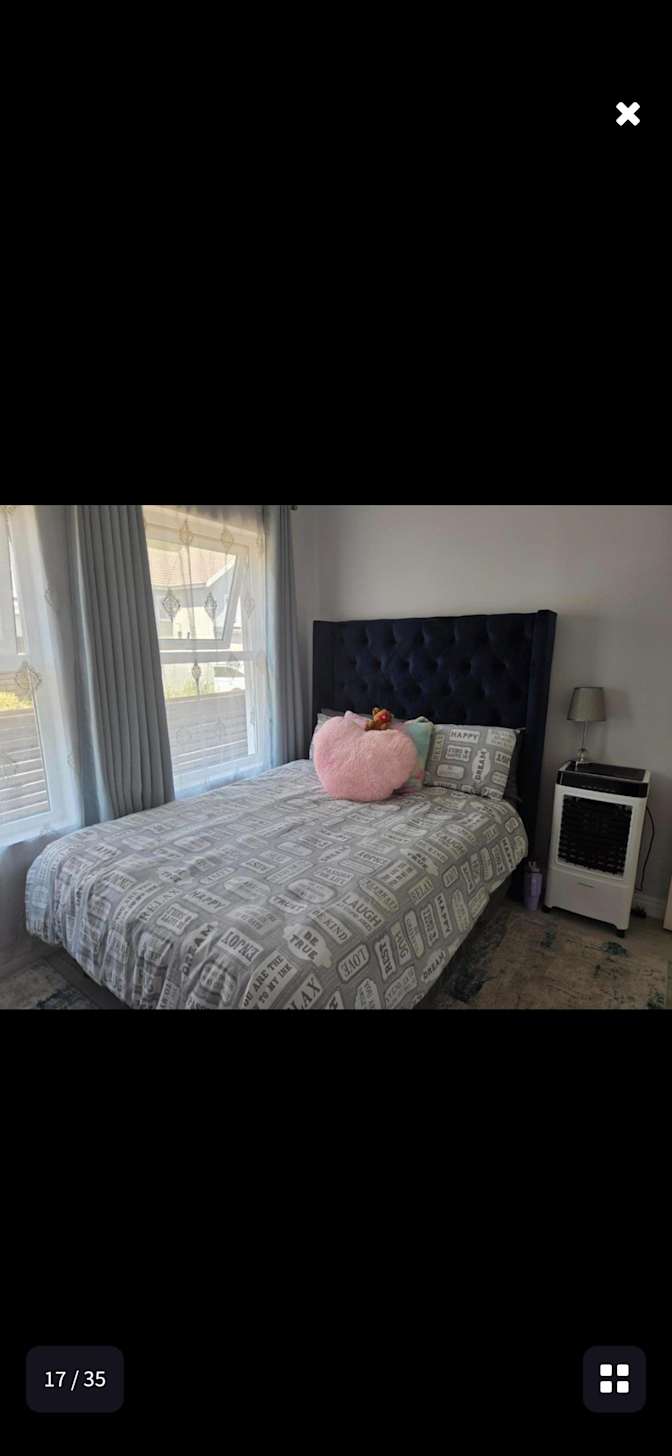Vee's room