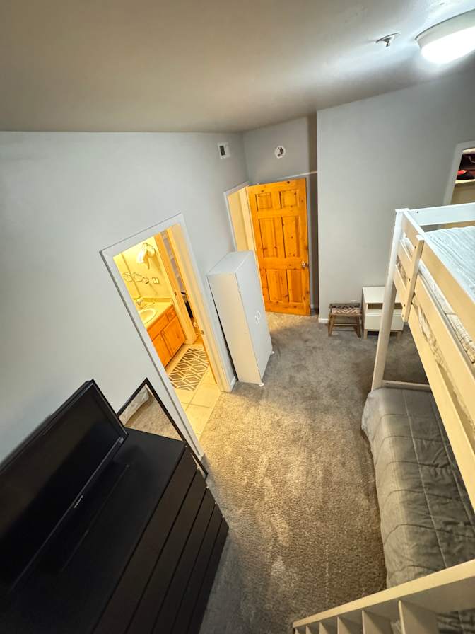 Carmela Foote's room