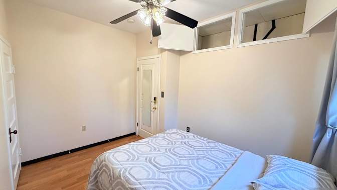 Renan's room
