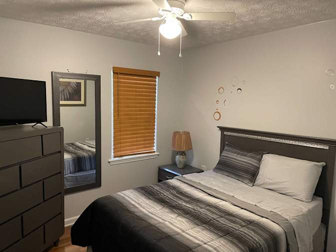 A S LaneZ Properties LLC's room