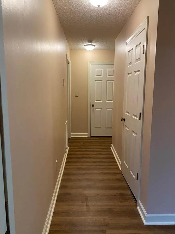 Alcove Rooms's room