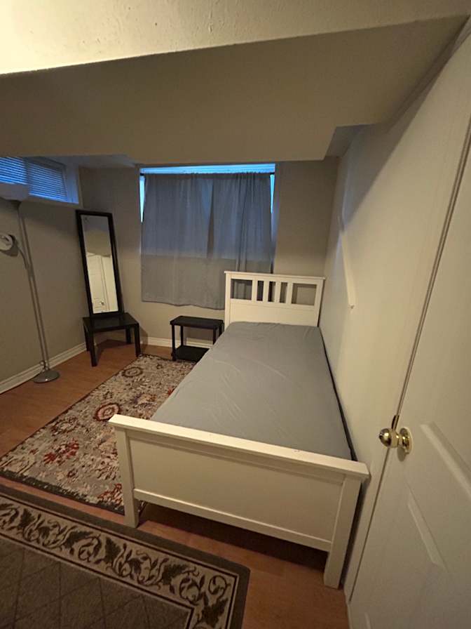 hariney's room