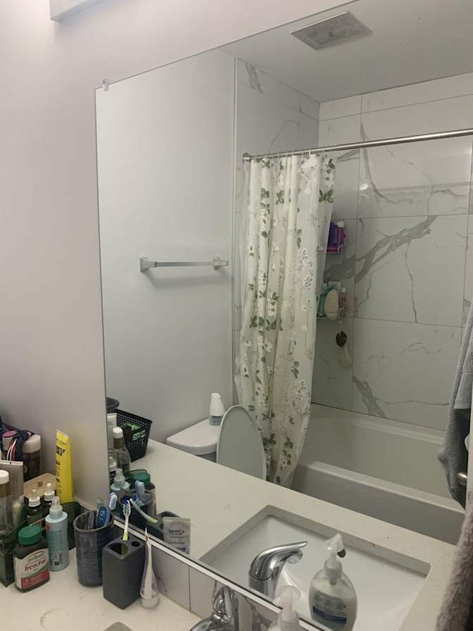 Bromleigh's room