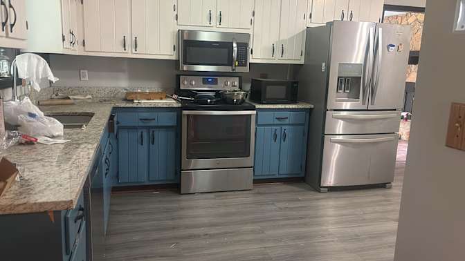 Apple House Living's room