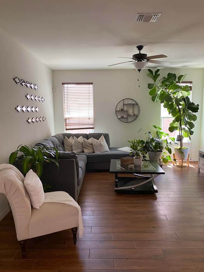 Lorena's room