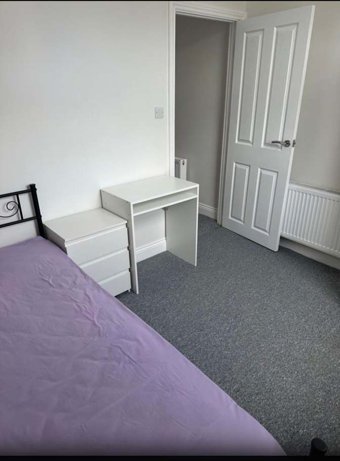 Berfin Arslan's room