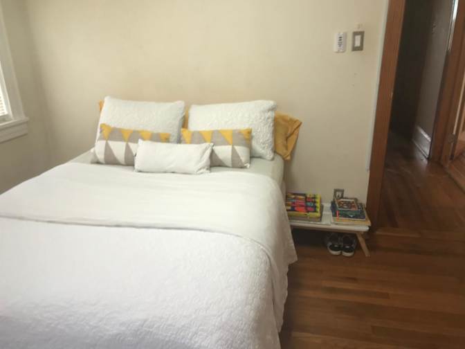 Yina's room