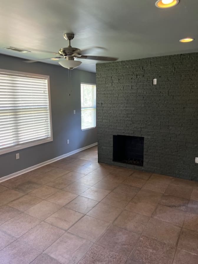 Yates Properties's room