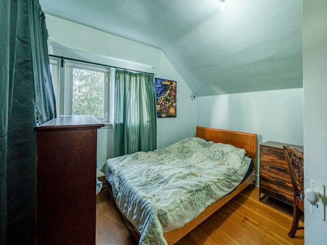 Steve Burri's room