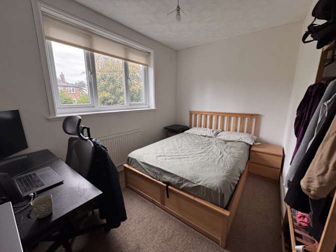 Ling Ho's room
